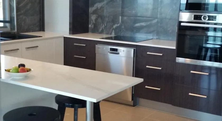 Aqua Aqua Luxury Penthouses Urangan