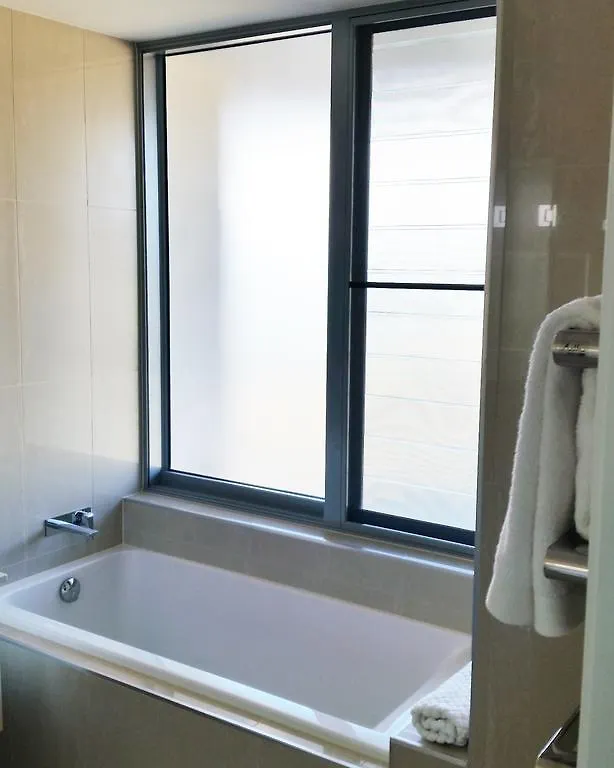 Aqua Aqua Luxury Penthouses Urangan Appartement