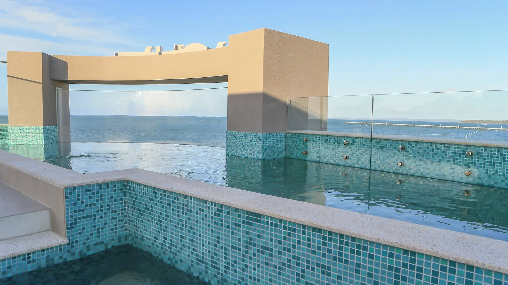아파트 Aqua Aqua Luxury Penthouses 우란간 오스트레일리아